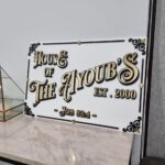 Family name sign